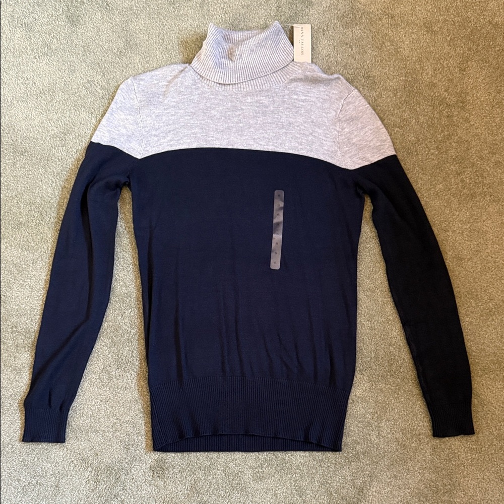 Ann Taylor Men's Turtleneck Sweater - Light Gray and Navy